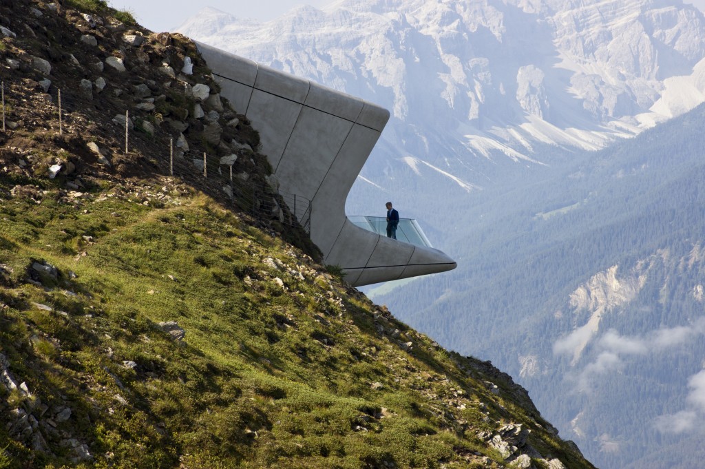 Le musée Messner Mountain. Photo :  Inexhibit, gracieuseté de ZHA.