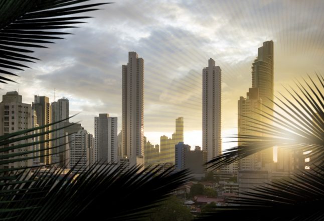 alt="panama-main"