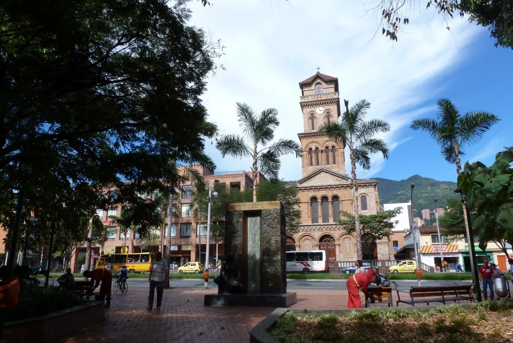 El Poblado, Medellín, Colombie. Photo: Paula Funnell, Flickr