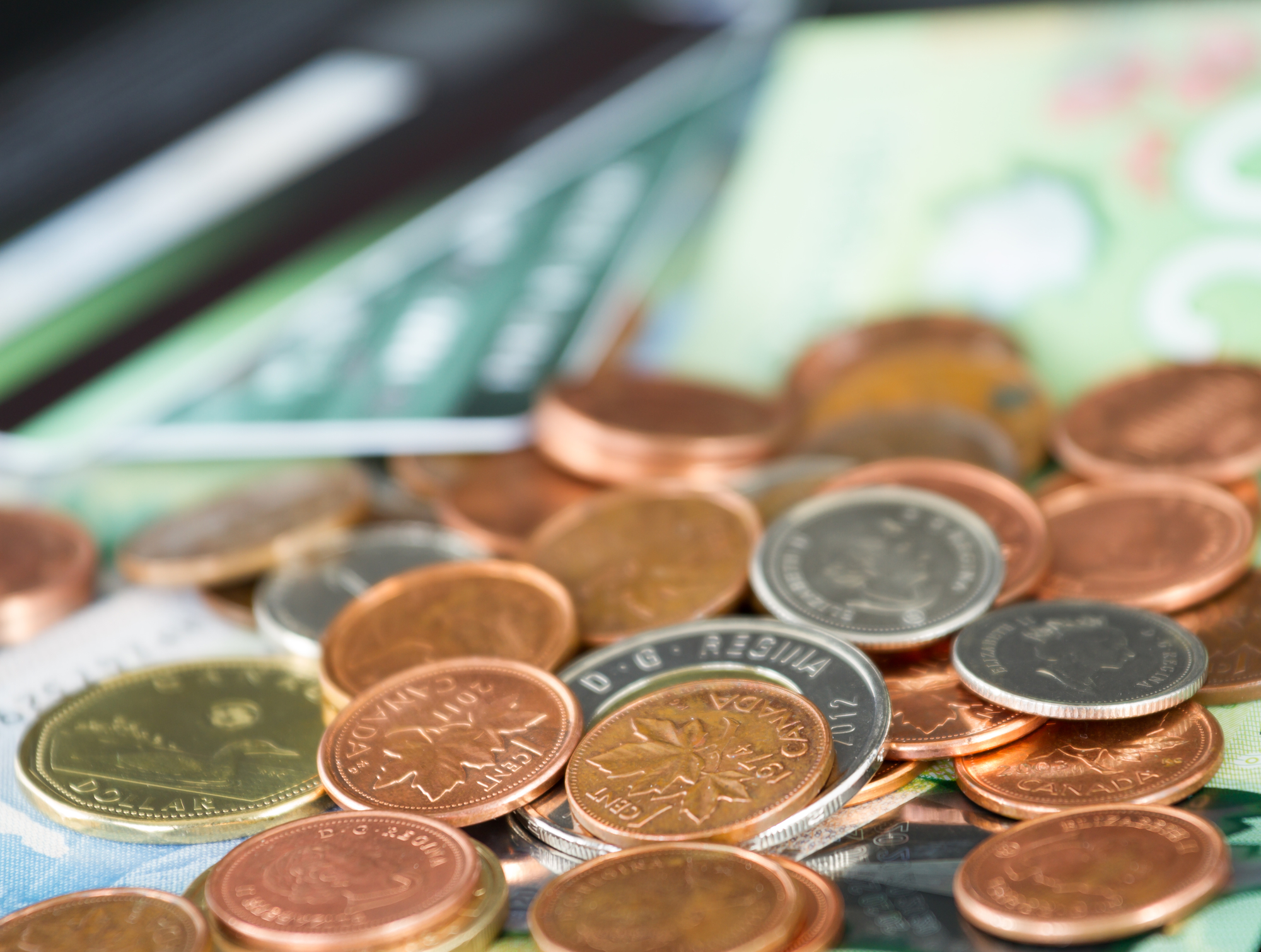Photo: Deposit Photos Les baisses d'impôt annoncées totaliseront 0,76 $ par jour pour chaque contribuable québécois
