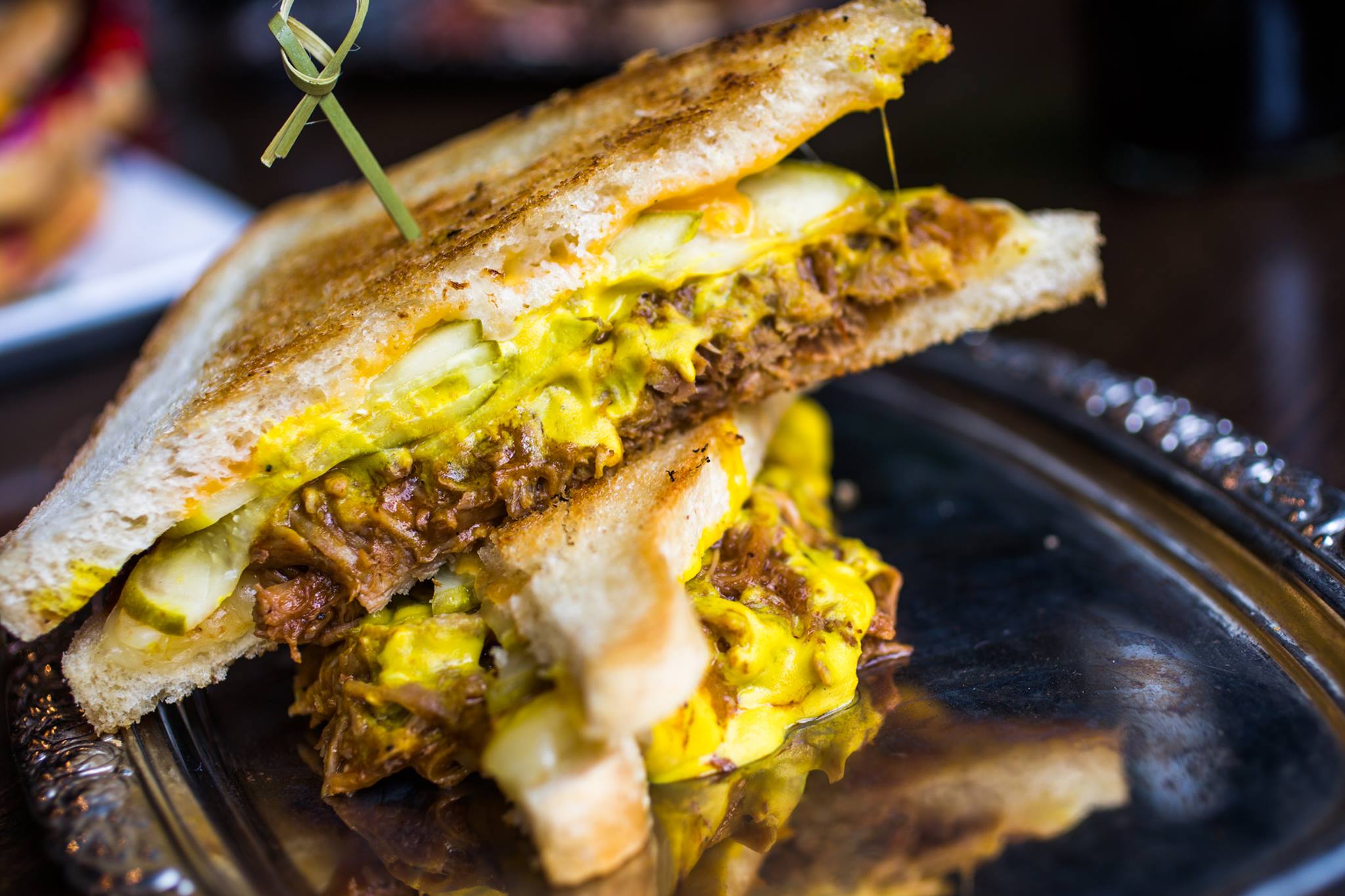 Photo: Facebook L'Gros luxe Plus exotique le Grilled cheese cubano