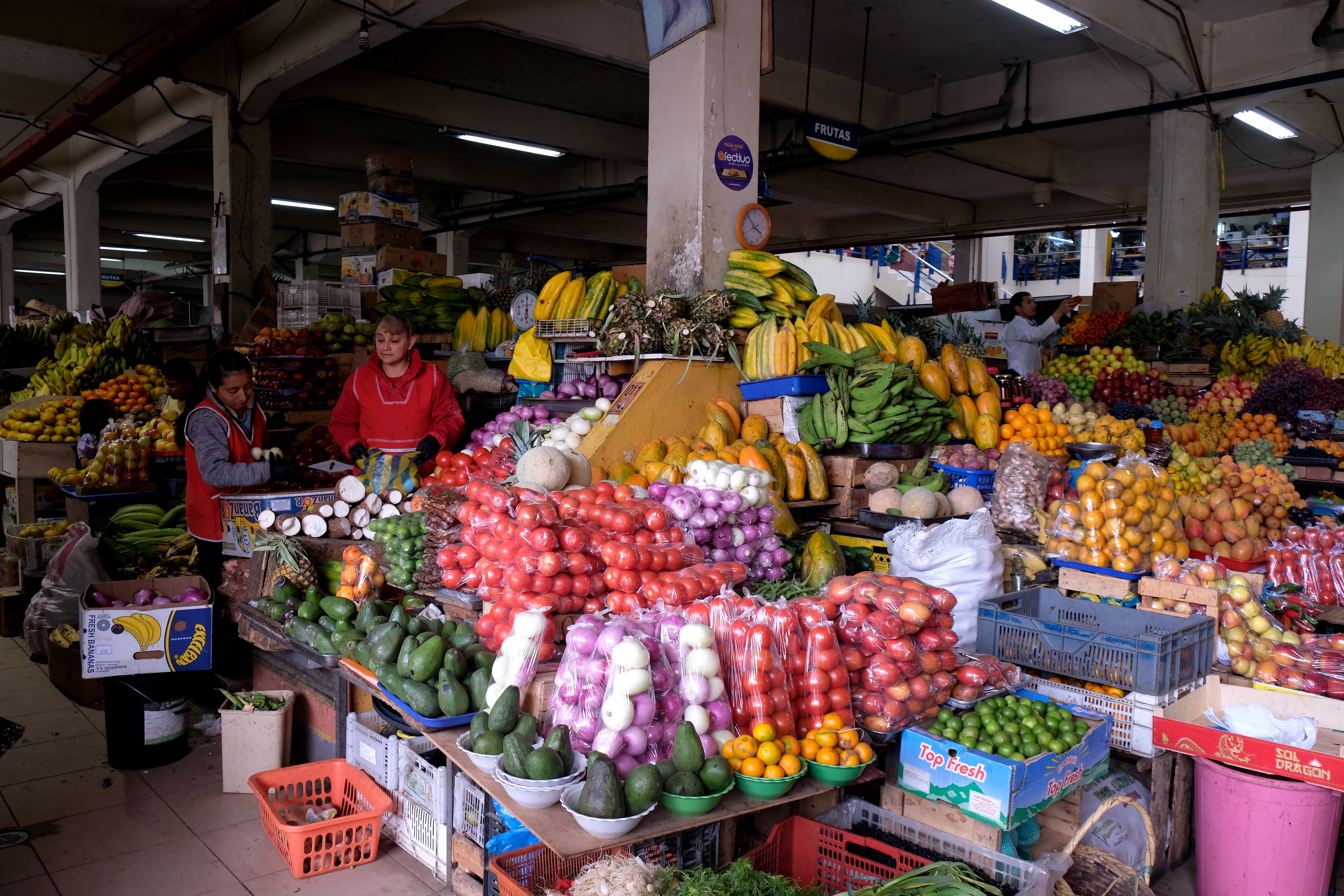 Fruits frais sur les étals des marchés. Photo: Véronique Leduc