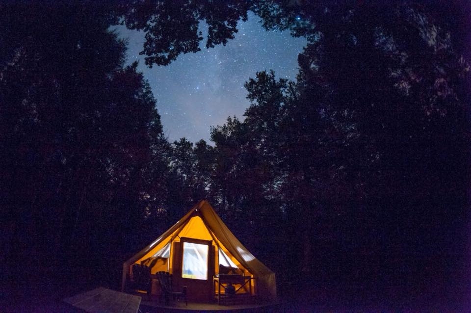 La saison de camping et de prêts-à-camper prend fin le 27 octobre au Parc national du Mont-Tremblant. Photo: Facebook Parc national du Mont-Tremblant
